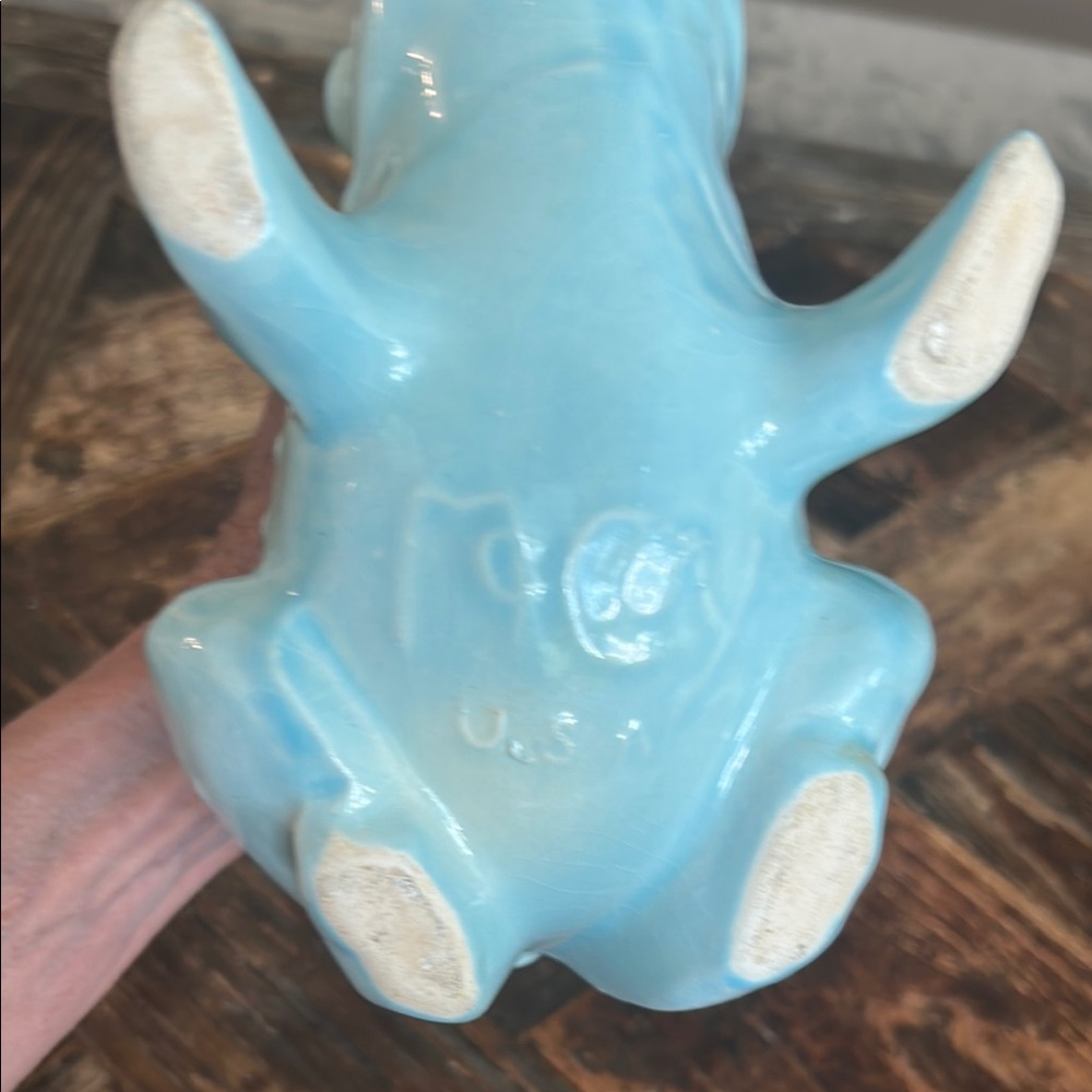 Light Blue Frog watering pitcher,marked McCoy USA on bottom. - Picture 4 of 5